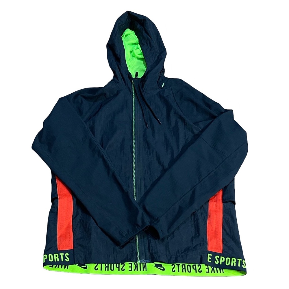 CLOSING SALE - NWOT - Nike Sports Dri-Fit Layered Windbreaker